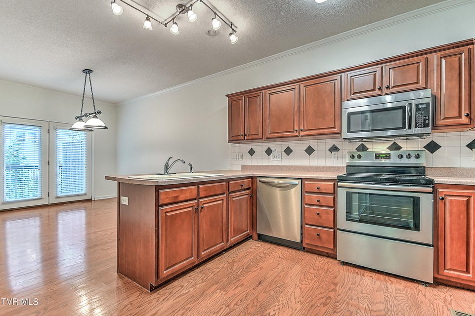 Photo #17: 13 Cherokee Ridge Court