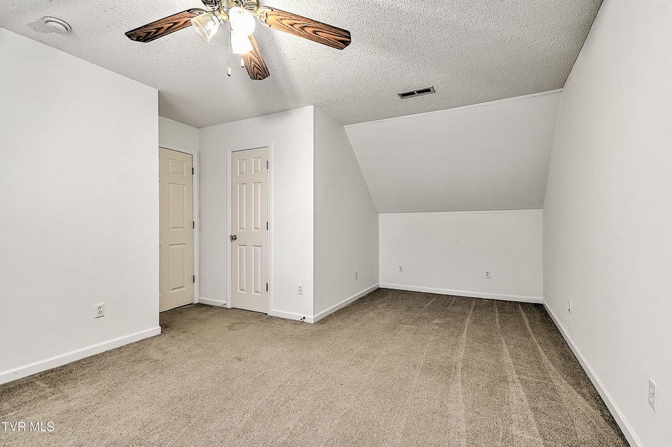 Photo #26: 13 Cherokee Ridge Court