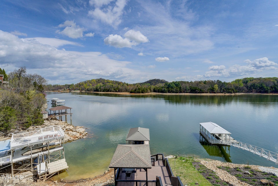 Photo #12: 149 Lake Harbor Drive