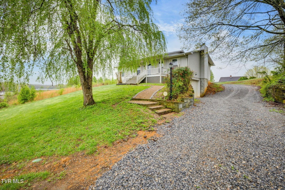 Photo #4: 120 Lynnwood Drive