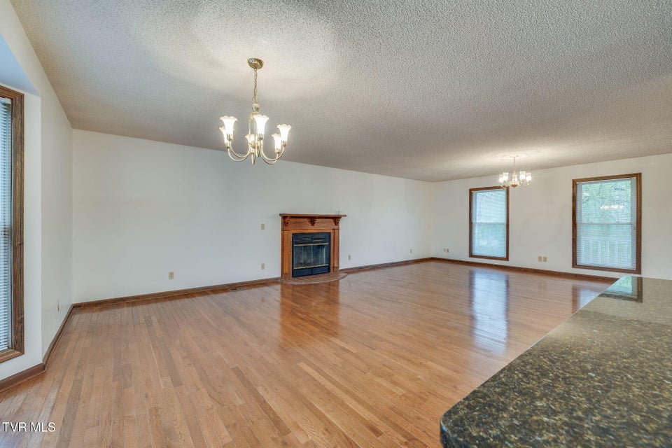 Photo #11: 120 Lynnwood Drive