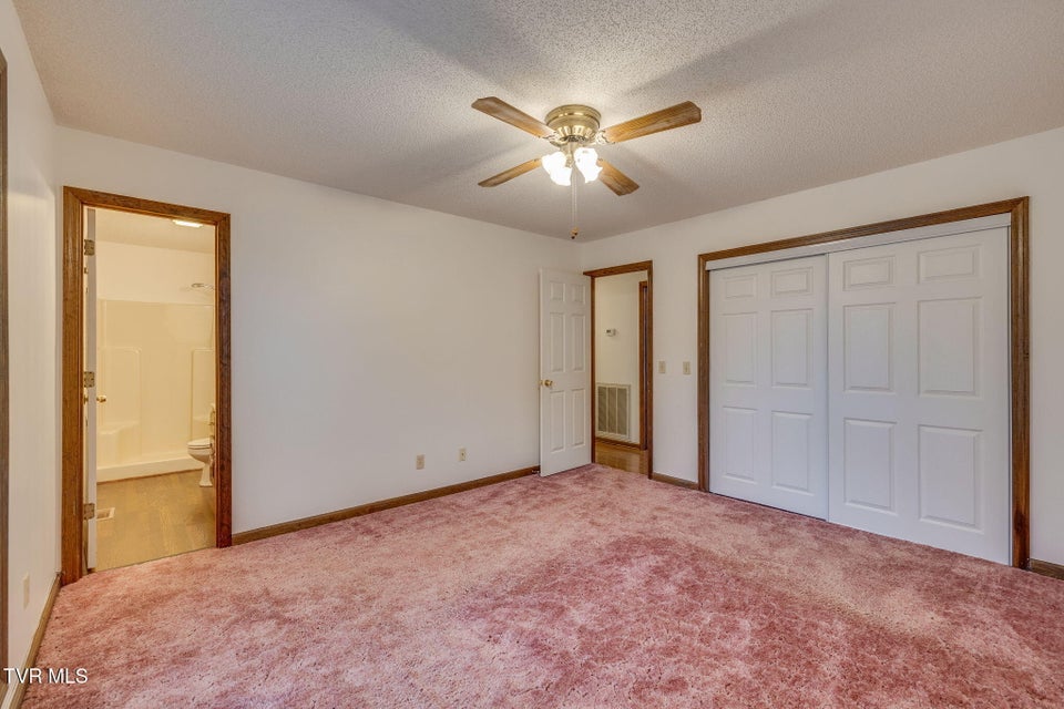 Photo #16: 120 Lynnwood Drive