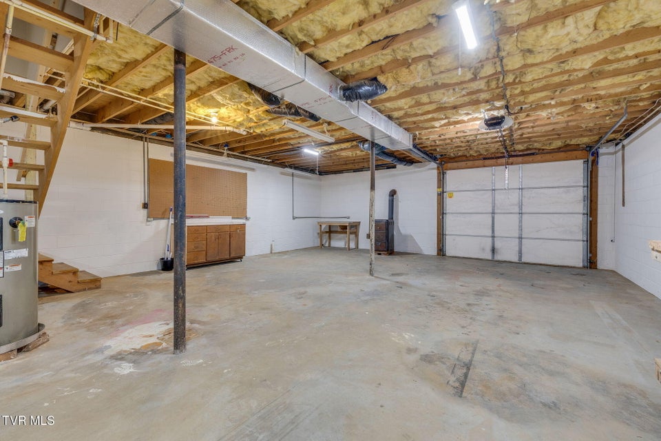 Photo #28: 120 Lynnwood Drive