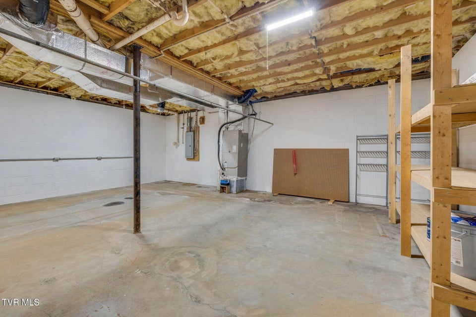 Photo #31: 120 Lynnwood Drive