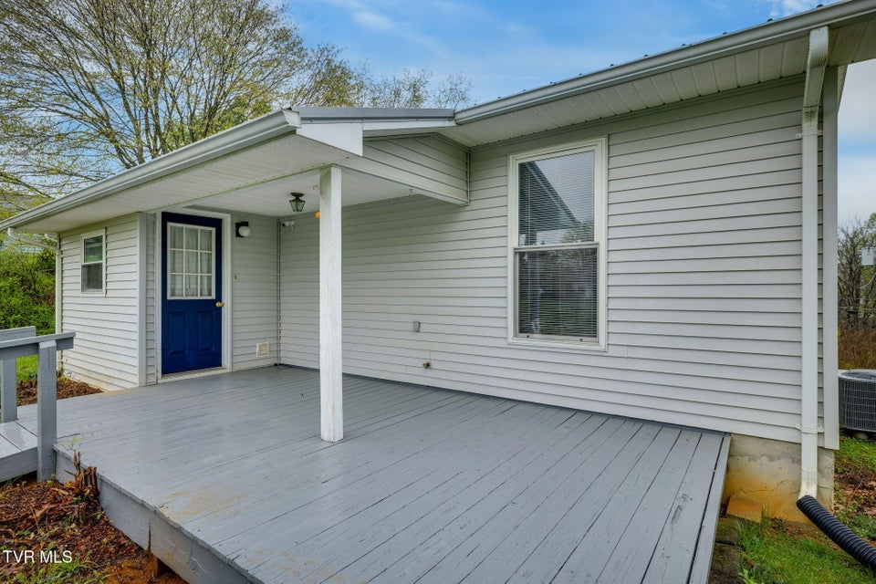 Photo #33: 120 Lynnwood Drive