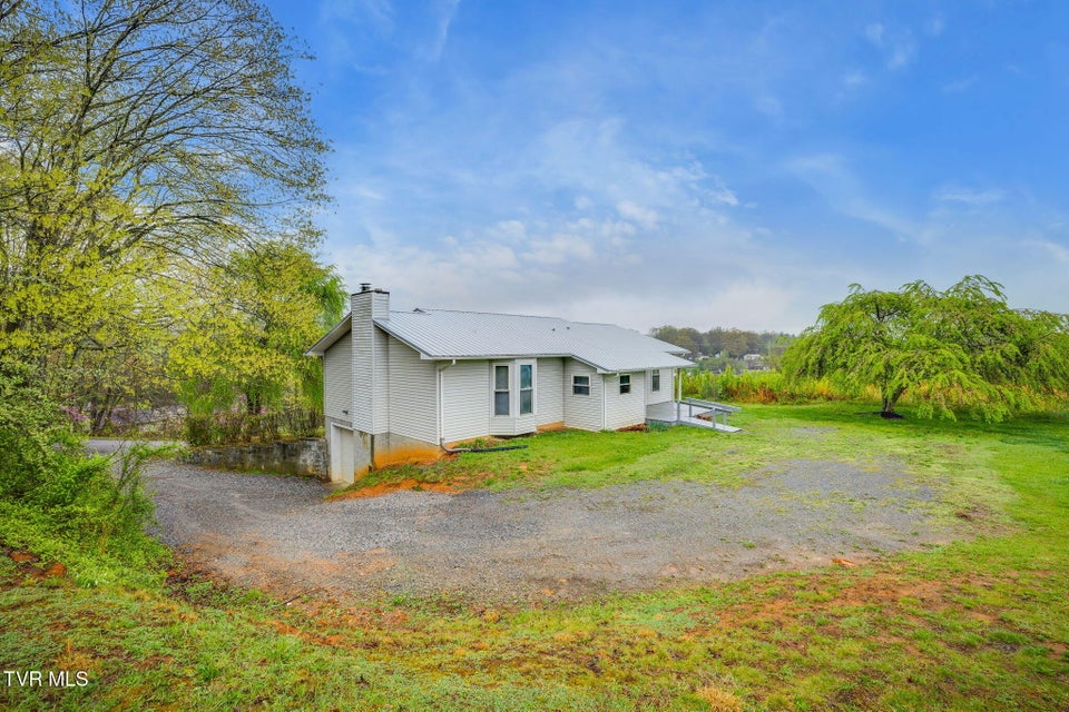 Photo #36: 120 Lynnwood Drive