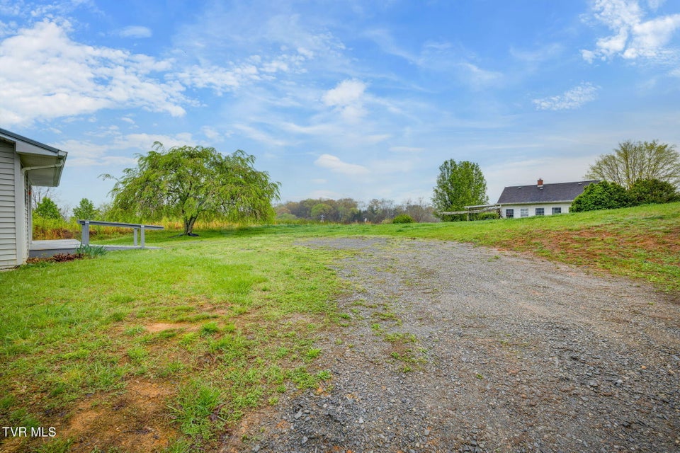 Photo #37: 120 Lynnwood Drive