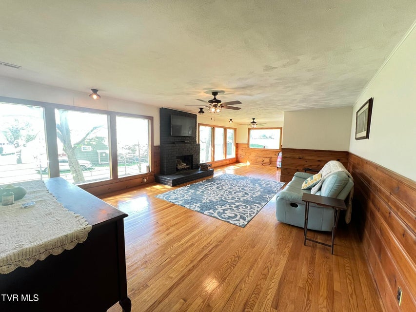 Photo #9: 214 Susong Lane