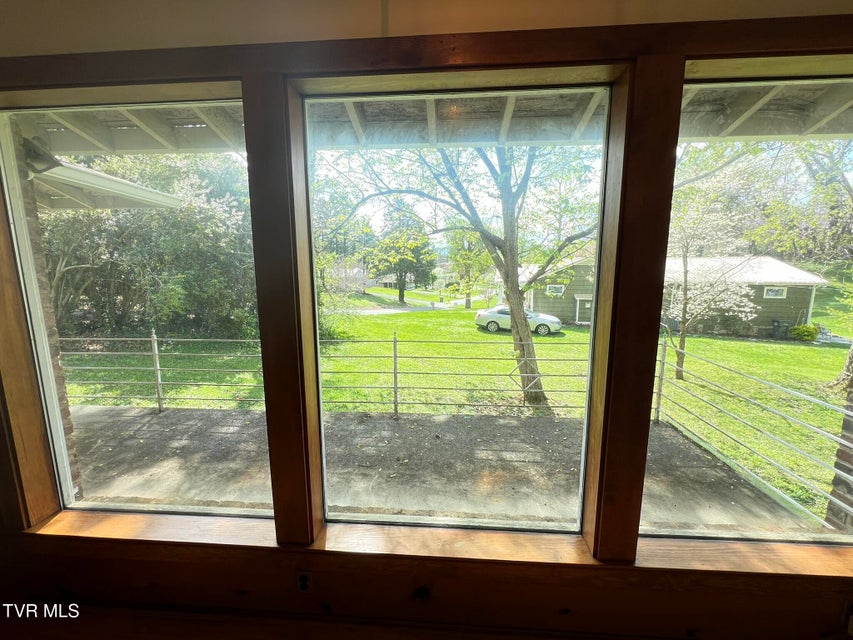 Photo #14: 214 Susong Lane