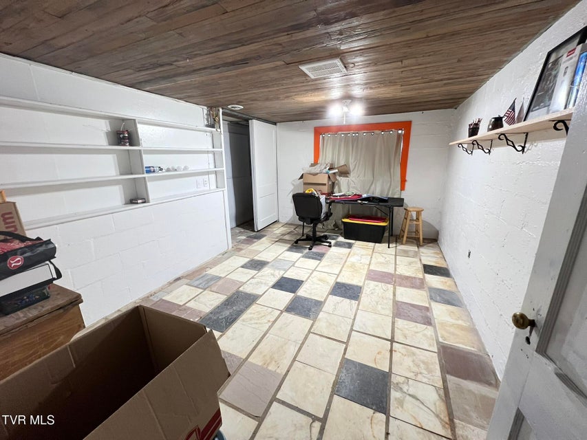 Photo #46: 214 Susong Lane