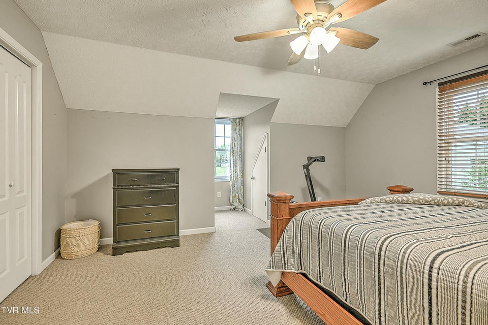 Photo #28: 120 Sunnyfield Drive Drive