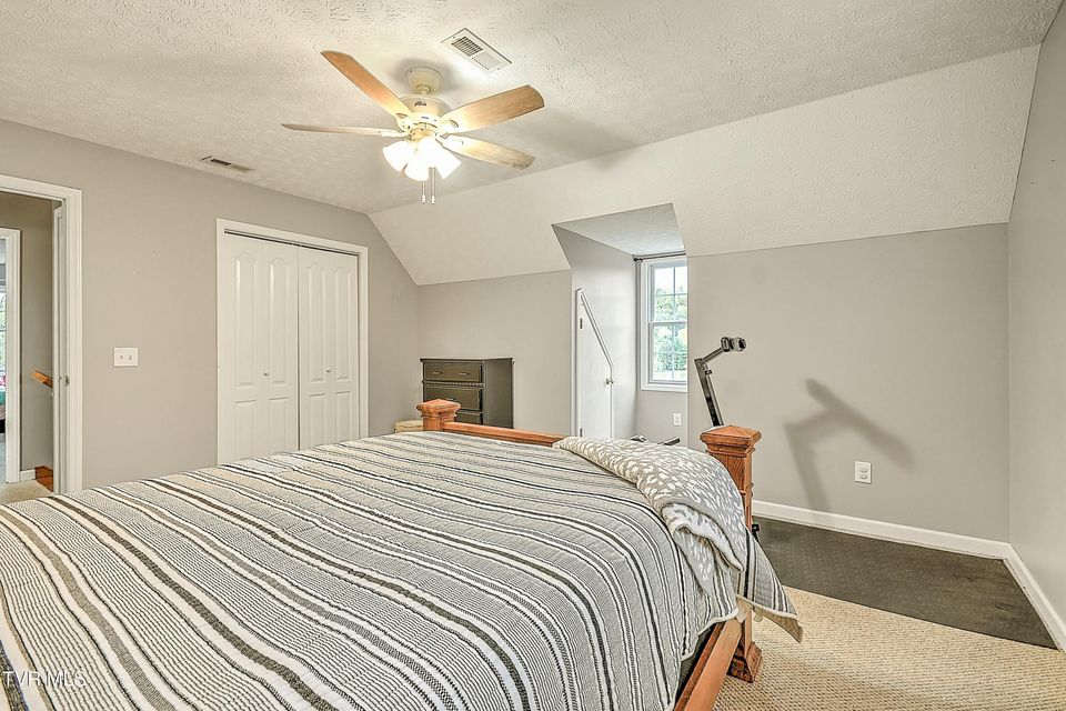Photo #29: 120 Sunnyfield Drive Drive