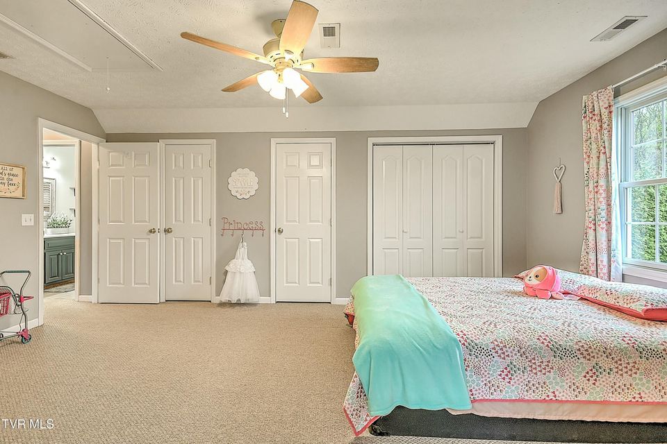 Photo #32: 120 Sunnyfield Drive Drive