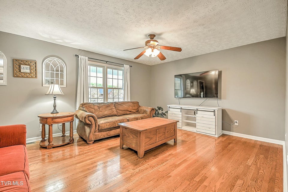 Photo #41: 120 Sunnyfield Drive Drive