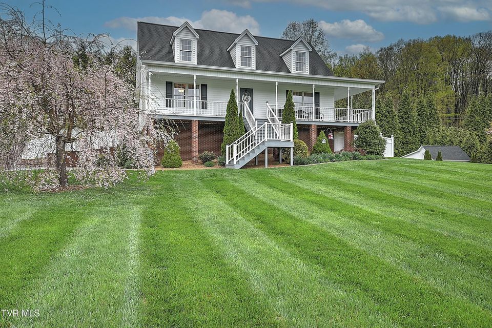 Photo #43: 120 Sunnyfield Drive Drive