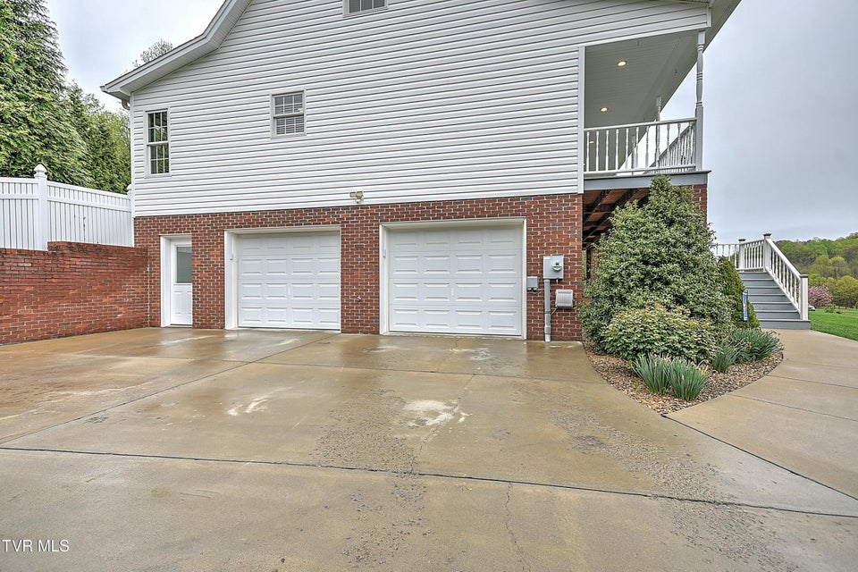 Photo #67: 120 Sunnyfield Drive Drive