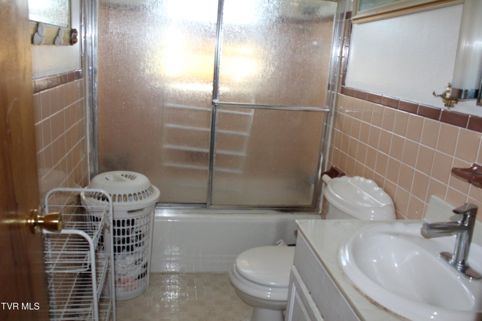Photo #12: 2311 Bay Street Street