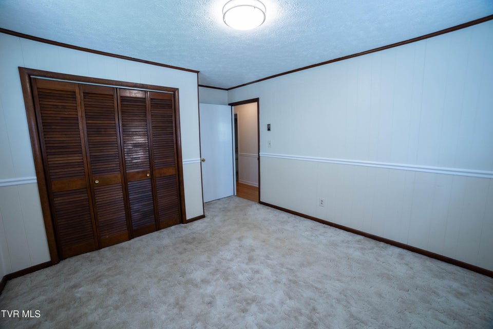 Photo #26: 320 Bell Street
