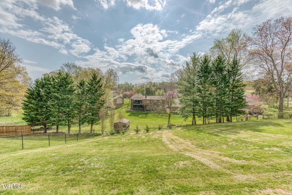 Photo #45: 941 Meadow Lane