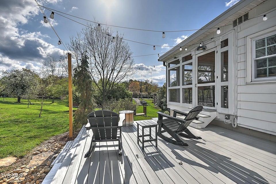 Photo #61: 277 Sherwood Road