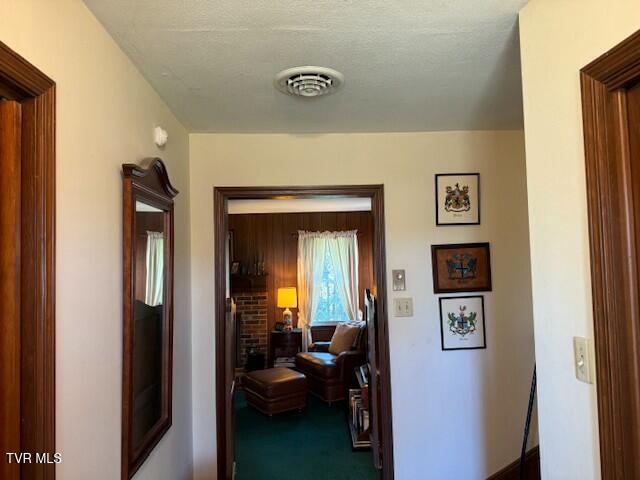 Photo #2: 19494 Oakwood Drive