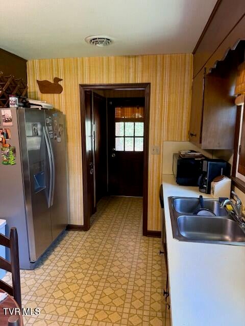 Photo #6: 19494 Oakwood Drive