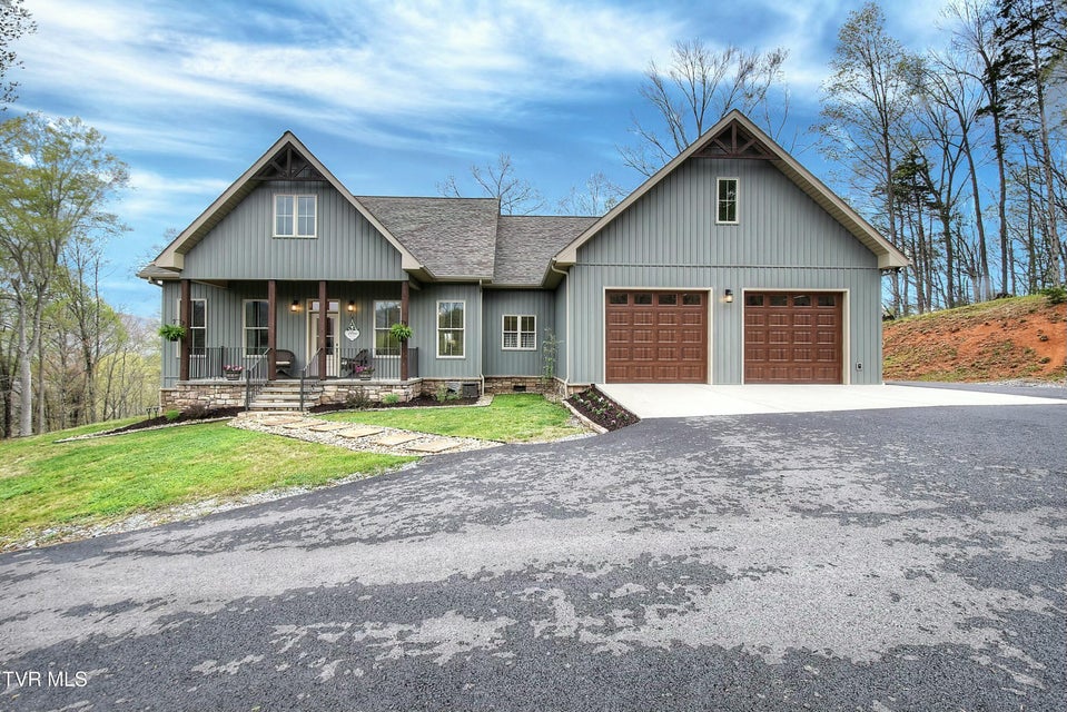 Photo #3: 104 Leedham Lane