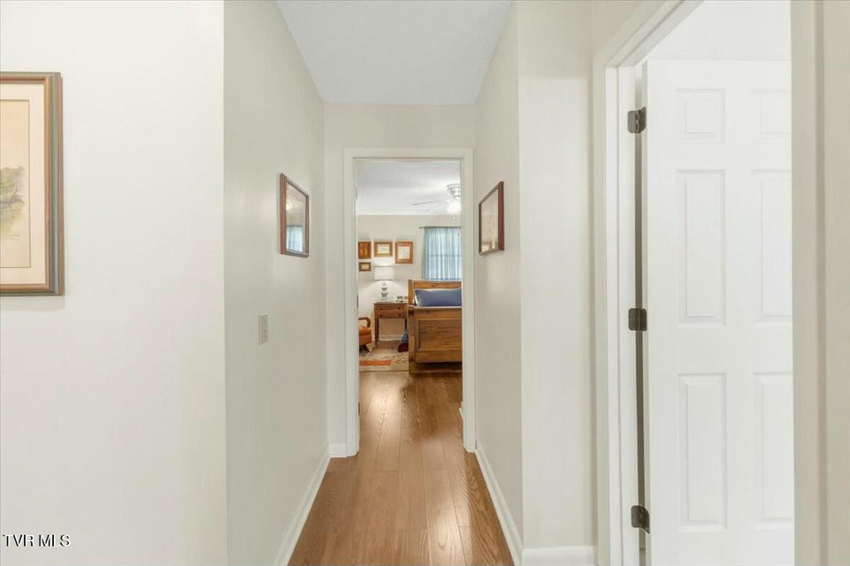 Photo #14: 505 Colonial Heights Road