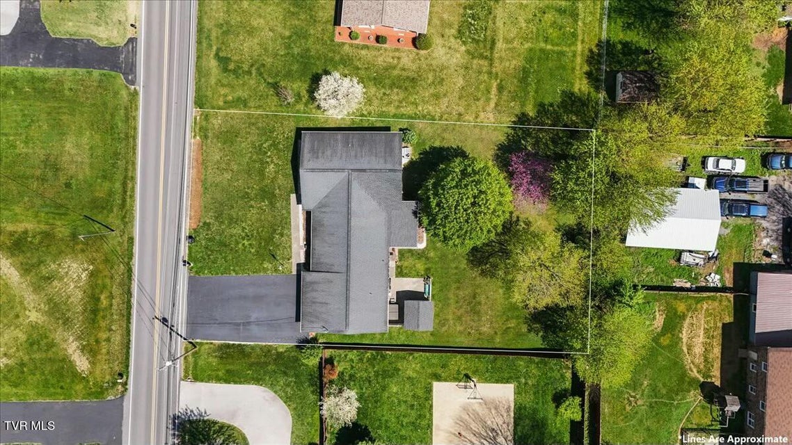 Photo #43: 505 Colonial Heights Road