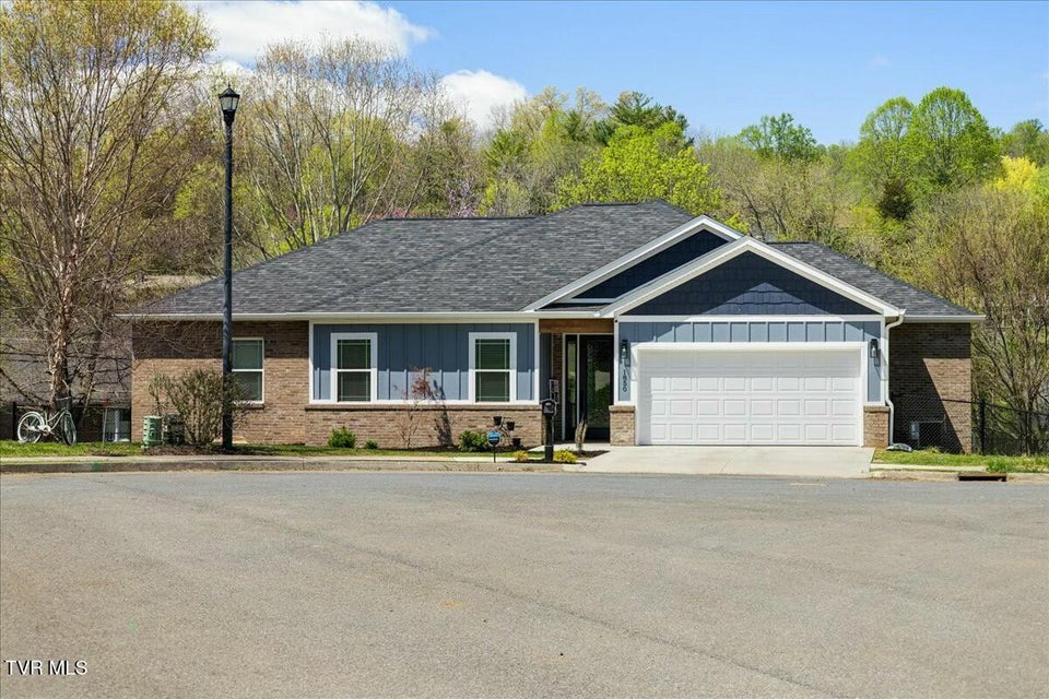 Photo #47: 1850 Topsail Court