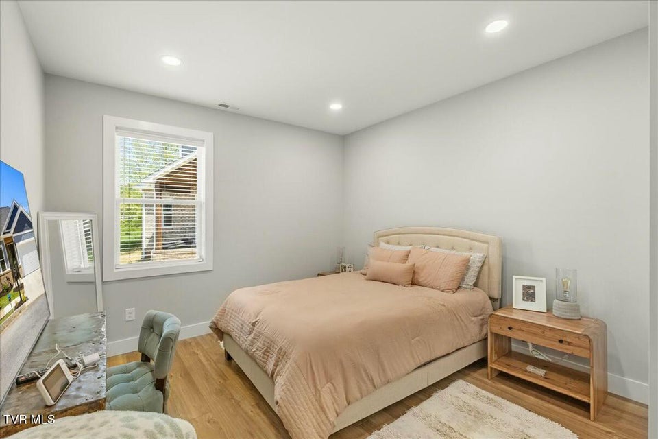 Photo #25: 1850 Topsail Court
