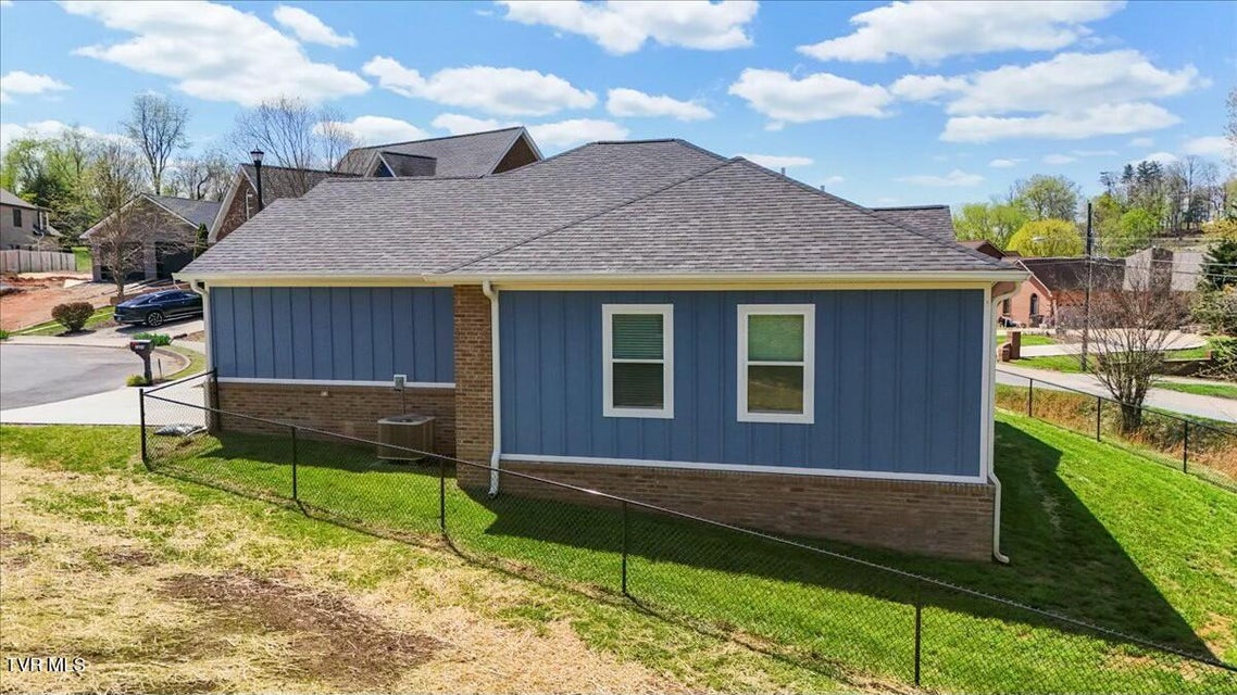 Photo #37: 1850 Topsail Court