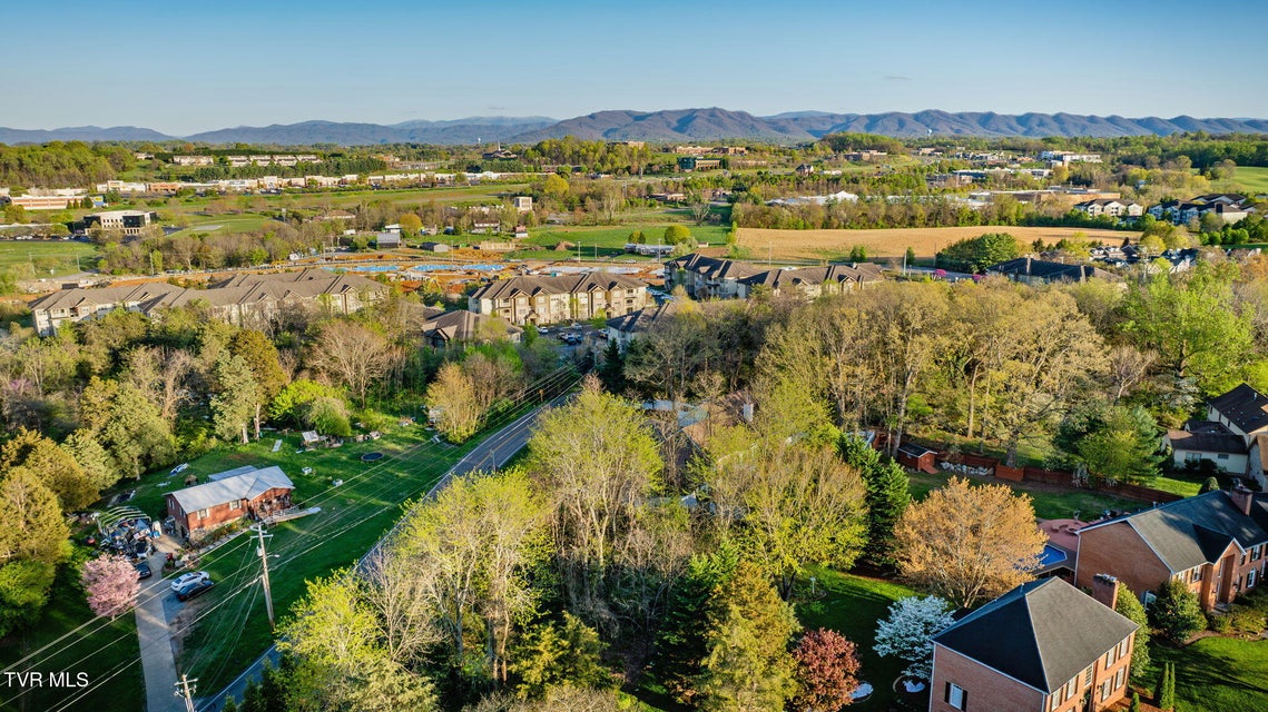 Photo #11: 620 Mountainview Road