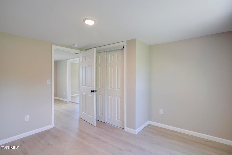 Photo #14: 2304 Ashwood Ave Avenue