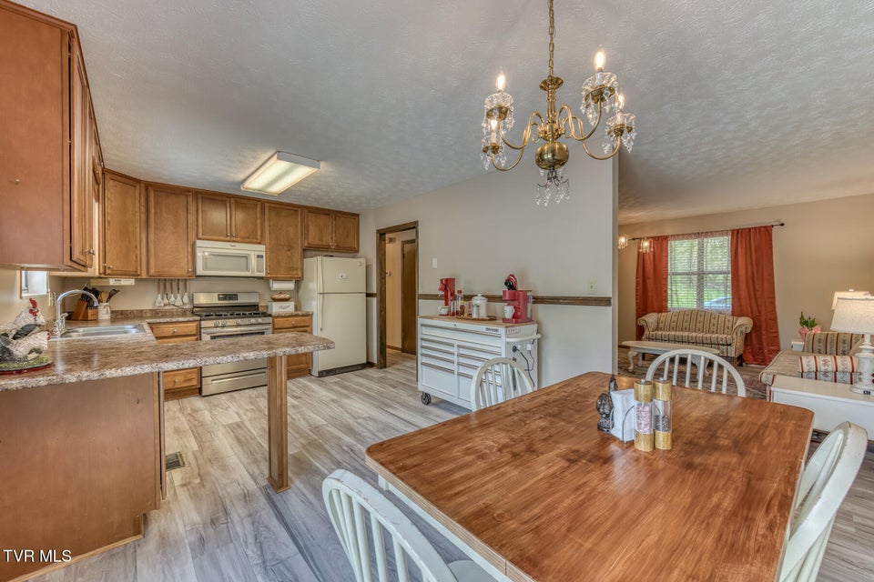 Photo #9: 312 Edgewood Street