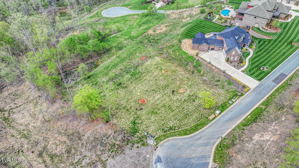 Photo #11: 5116 Summit View Court
