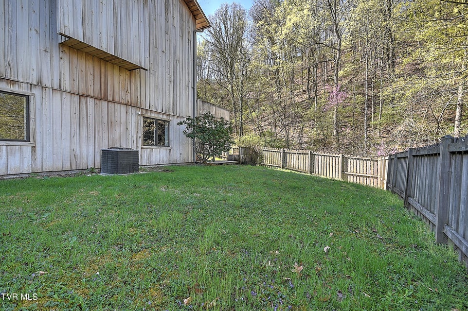 Photo #64: 112 Hidden Valley Road