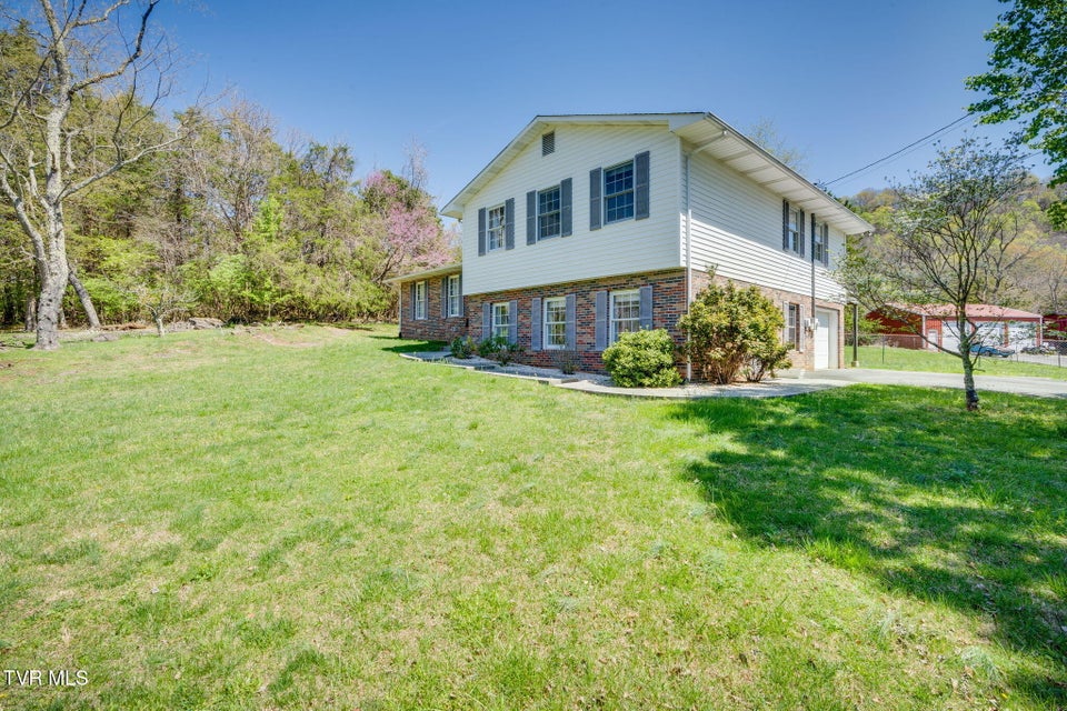 Photo #3: 2000 Southside Road
