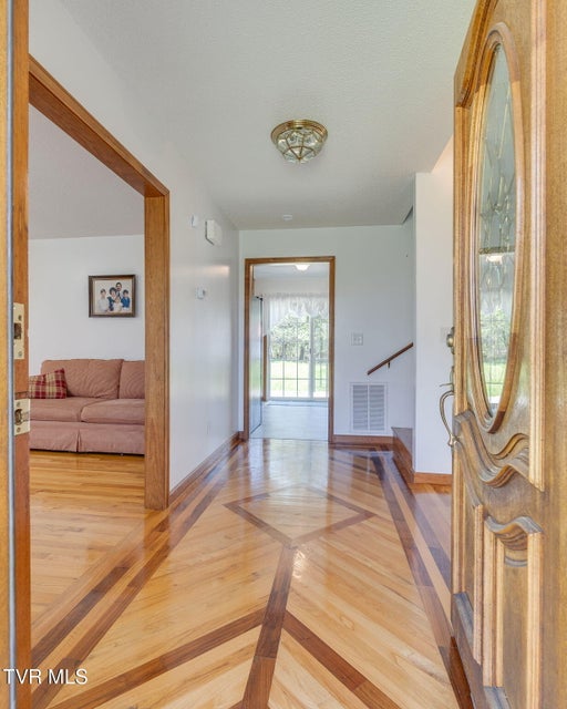 Photo #4: 2000 Southside Road