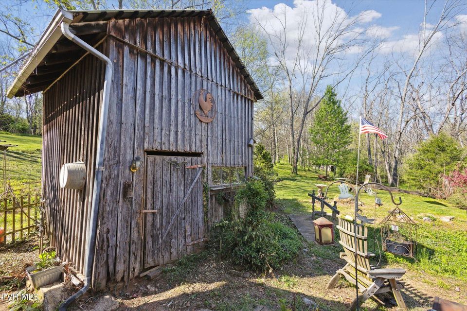 Photo #33: 3118 Old State Route 34