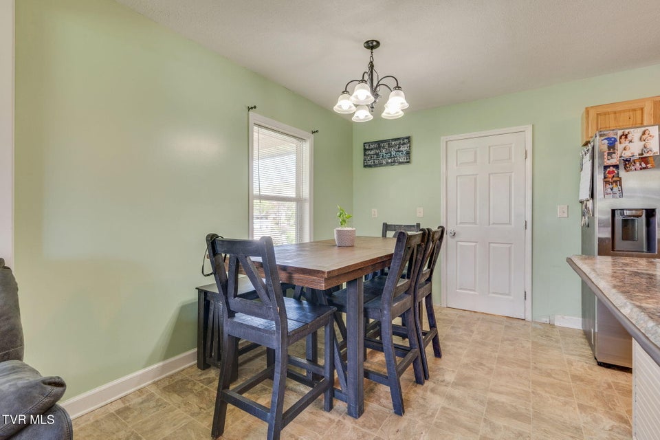 Photo #11: 512 Dickerson Street
