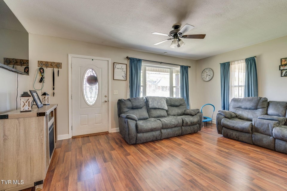 Photo #5: 512 Dickerson Street