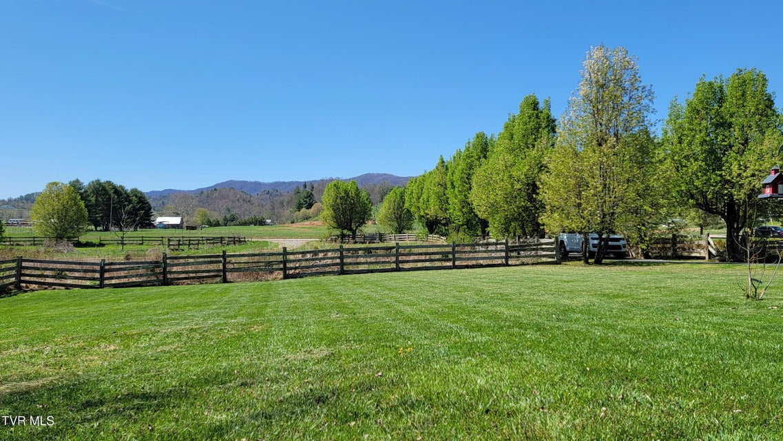 Photo #7: 138 J Phillipi Road