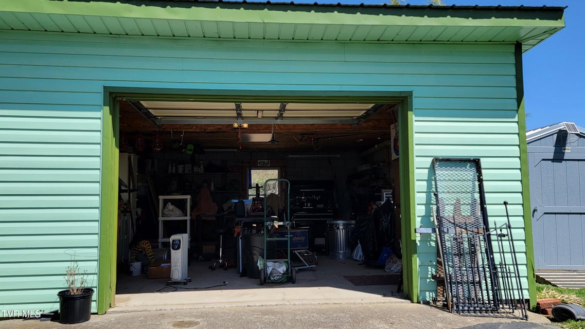 Photo #17: 138 J Phillipi Road