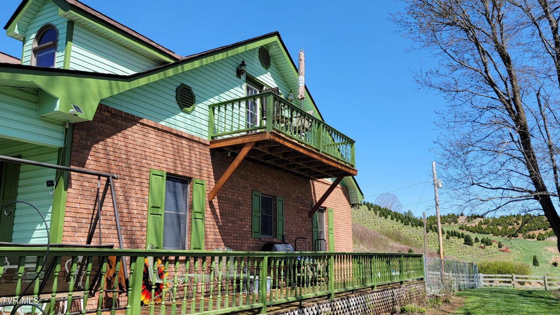 Photo #19: 138 J Phillipi Road