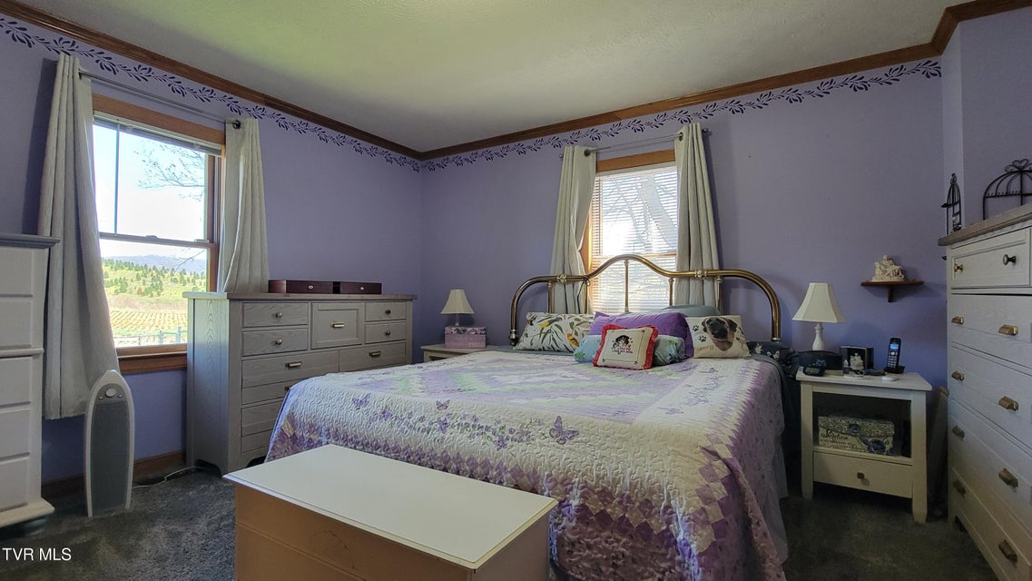 Photo #42: 138 J Phillipi Road