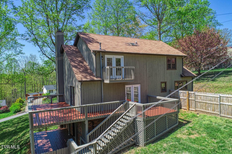 Photo #11: 804 Seven Oaks Drive