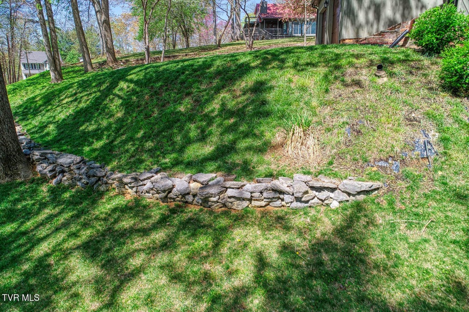 Photo #22: 804 Seven Oaks Drive