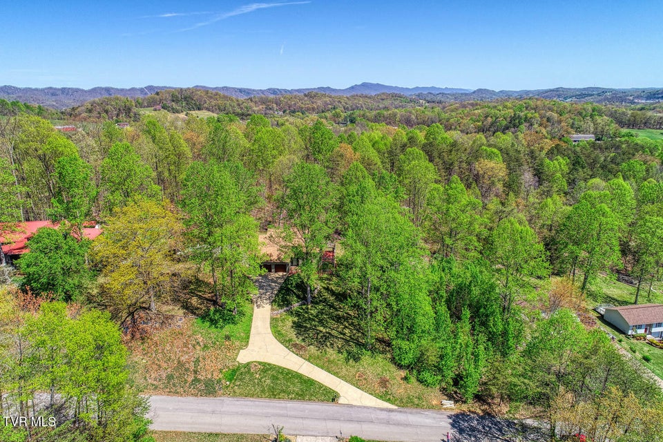 Photo #27: 804 Seven Oaks Drive