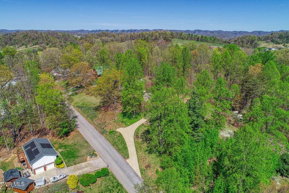 Photo #29: 804 Seven Oaks Drive